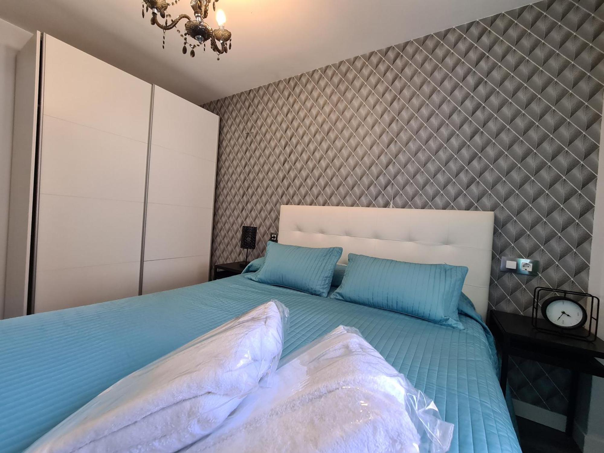 サラゴサDos Torres Ribera Play & Relax Con Jacuzzi Y Cineアパートメント エクステリア 写真